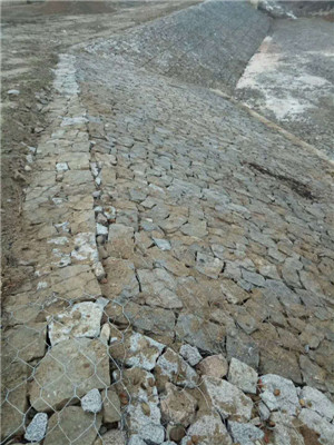 护坡雷诺护垫 雷诺护垫厂 雷诺护垫厂家 大型雷诺护垫生产厂家