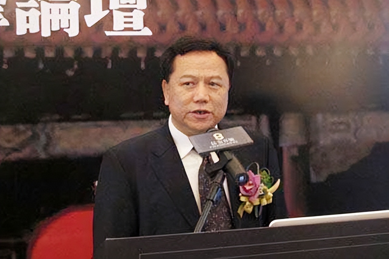 王志才：母亲是郡主，二婚妻子是“晴格格”，豪宅就在紫禁城旁边