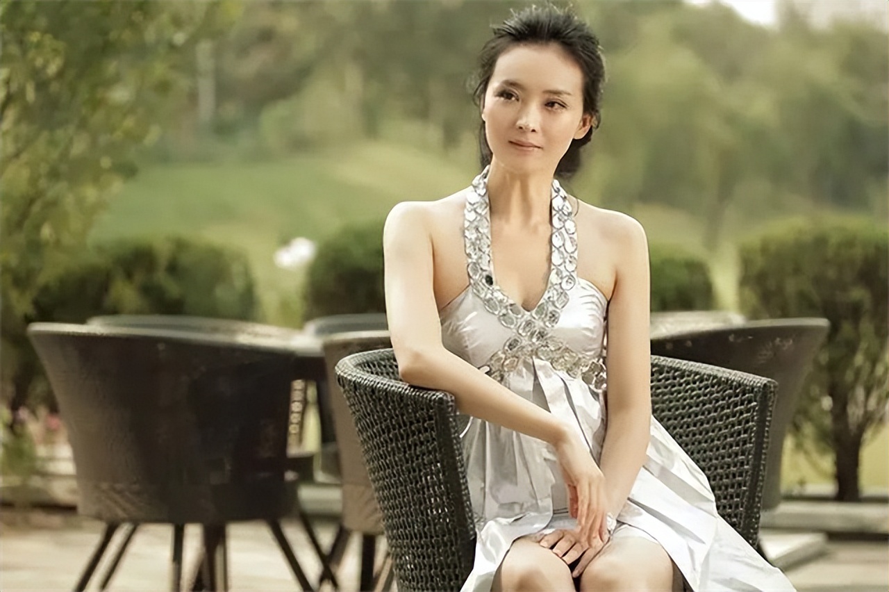 王志才：母亲是郡主，二婚妻子是“晴格格”，豪宅就在紫禁城旁边