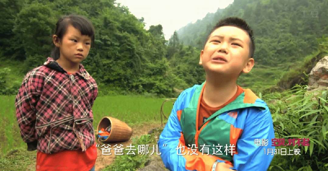 还记得王艳儿子“球球”王泓钦吗？颜值逆袭了？