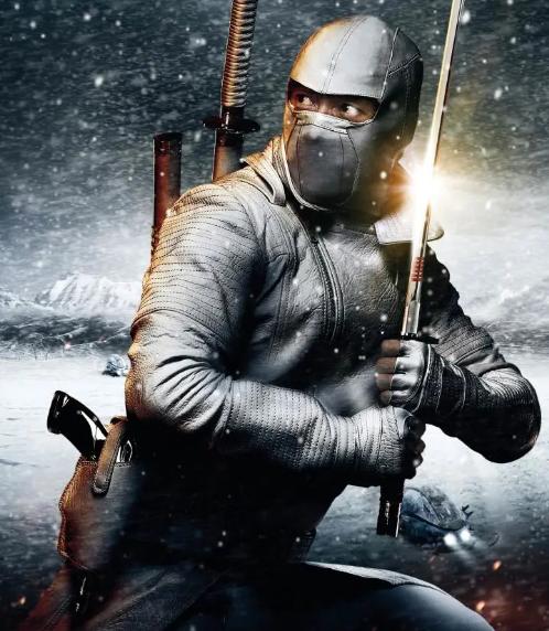 习惯了动作戏的阿德沃尔，这次要跟“眼镜蛇”较量一下了