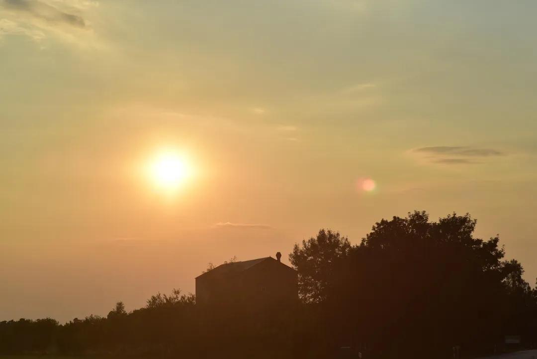 谢军:青春岁月定格在美好校园