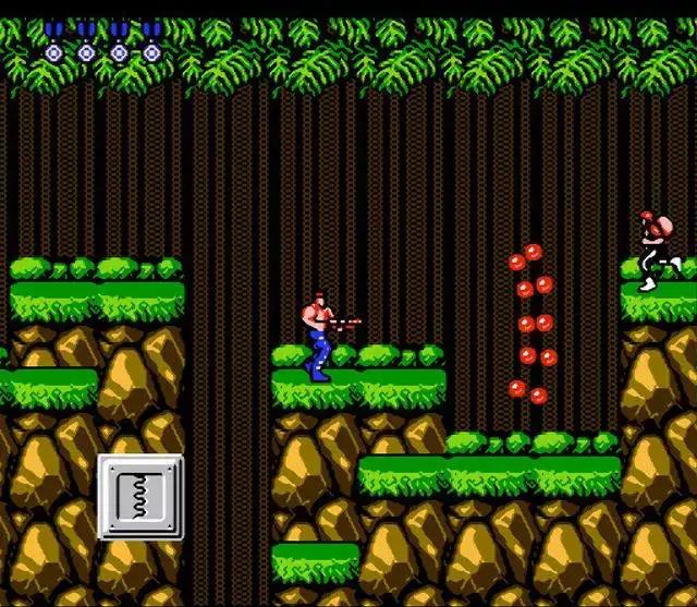 《魂斗罗》三十年后才搞懂F弹是什么玩意，关键时候能派上大用场