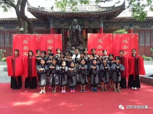 【今日七夕】七月七日七夕情,祝福送给天下人,年年岁岁手相牵,朝朝暮暮共白头!