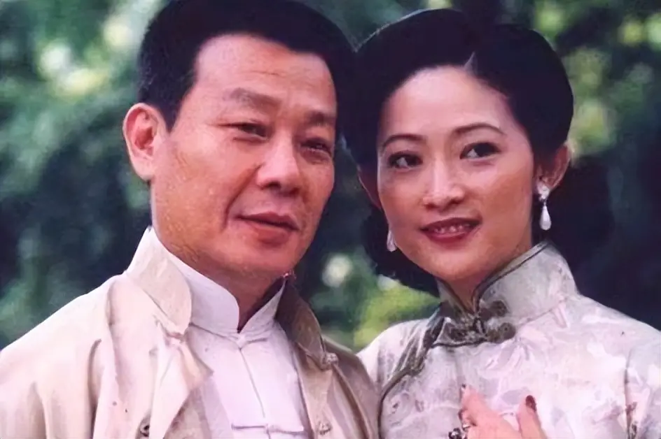 寇世勋坐拥双妻，39岁儿子未婚生女不结婚，可怜等两年的孩子妈