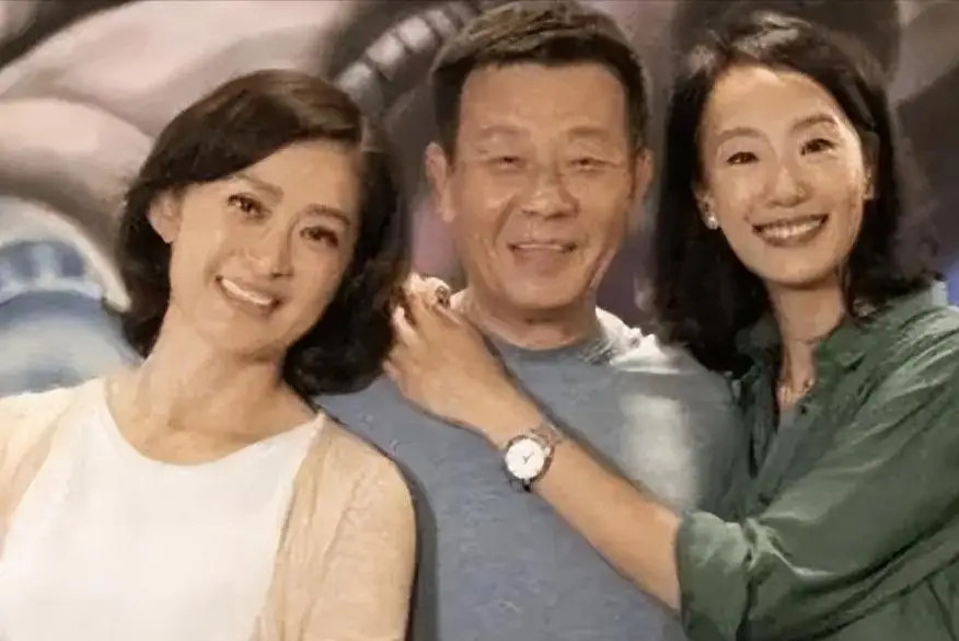 寇世勋坐拥双妻，39岁儿子未婚生女不结婚，可怜等两年的孩子妈