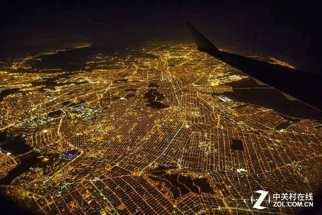 丢掉无人机!教你如何在飞机上拍风光