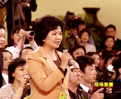 《新闻联播》前主播邢质斌:与初恋丈夫相爱一生