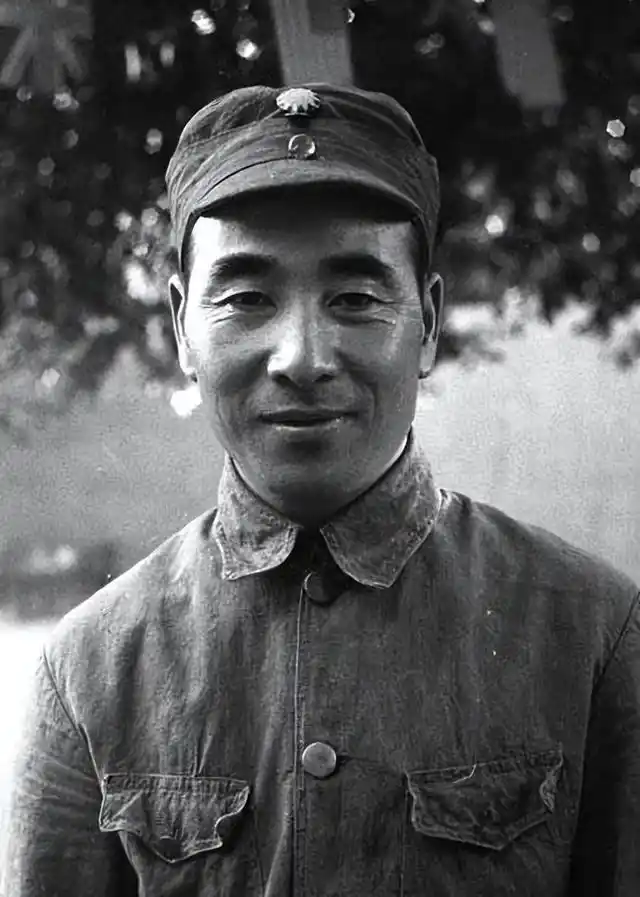 他曾担任副总理，60岁被撤职，69岁被永远开除党籍，73岁恢复名誉