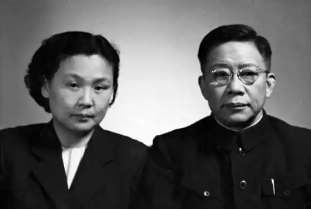 他曾担任副总理，60岁被撤职，69岁被永远开除党籍，73岁恢复名誉