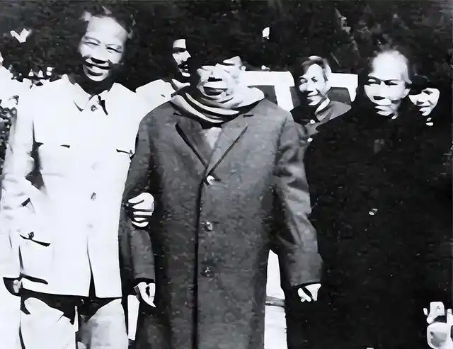 他曾担任副总理，60岁被撤职，69岁被永远开除党籍，73岁恢复名誉