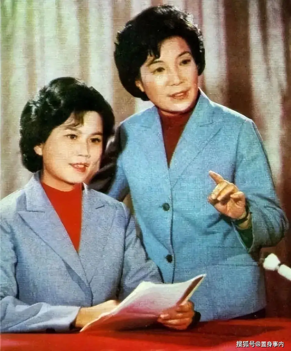 邢质斌近照曝光：76岁满头白发，与丈夫相濡以沫安享晚年