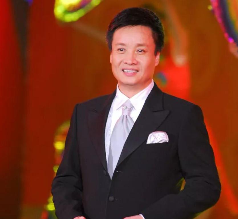 官媒亲自点名,68岁阎维文暴露真实处境,李双江一个字都没说错