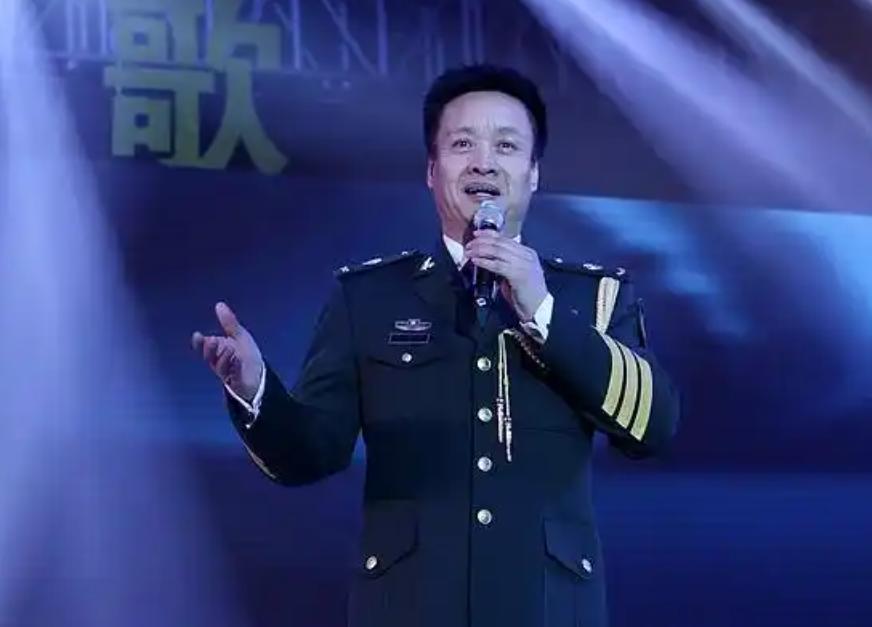 为艺术献身55年，陪妻子抗癌36年，67岁还在唱的阎维文是真男人