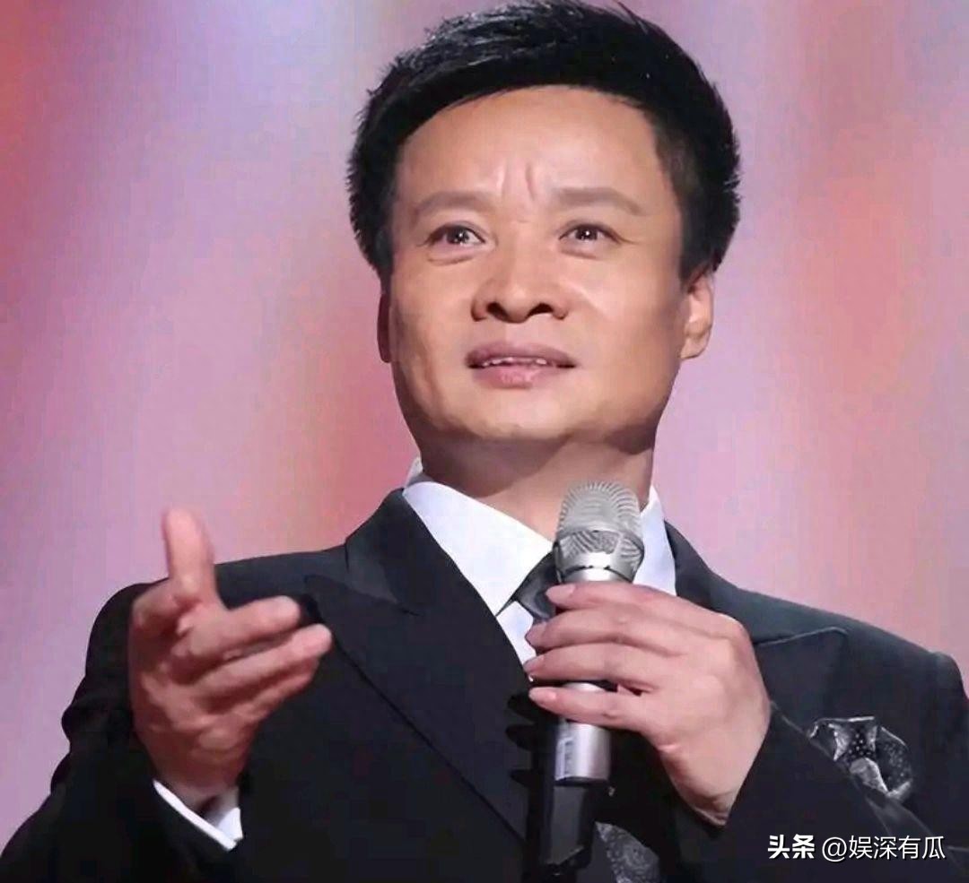 “人民歌唱家”阎维文：对爱妻一见钟情，陪妻子抗癌36年不离不弃