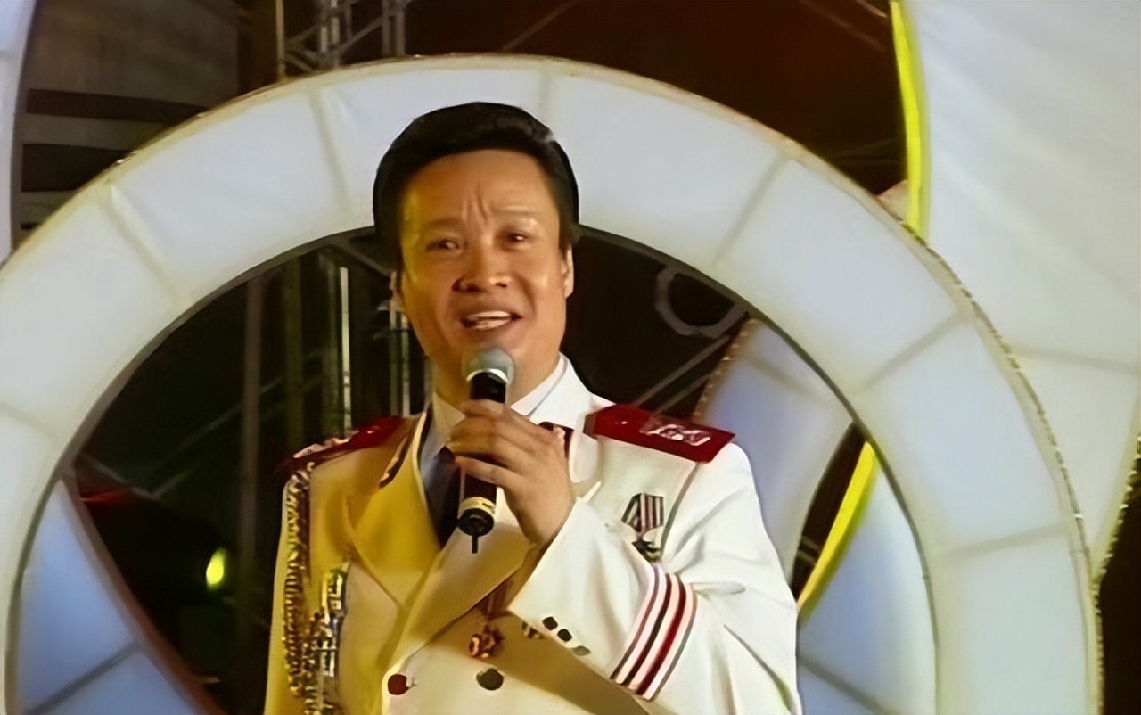 人民日报亲自点名，阎维文真实处境暴露，李双江一个字都没说错