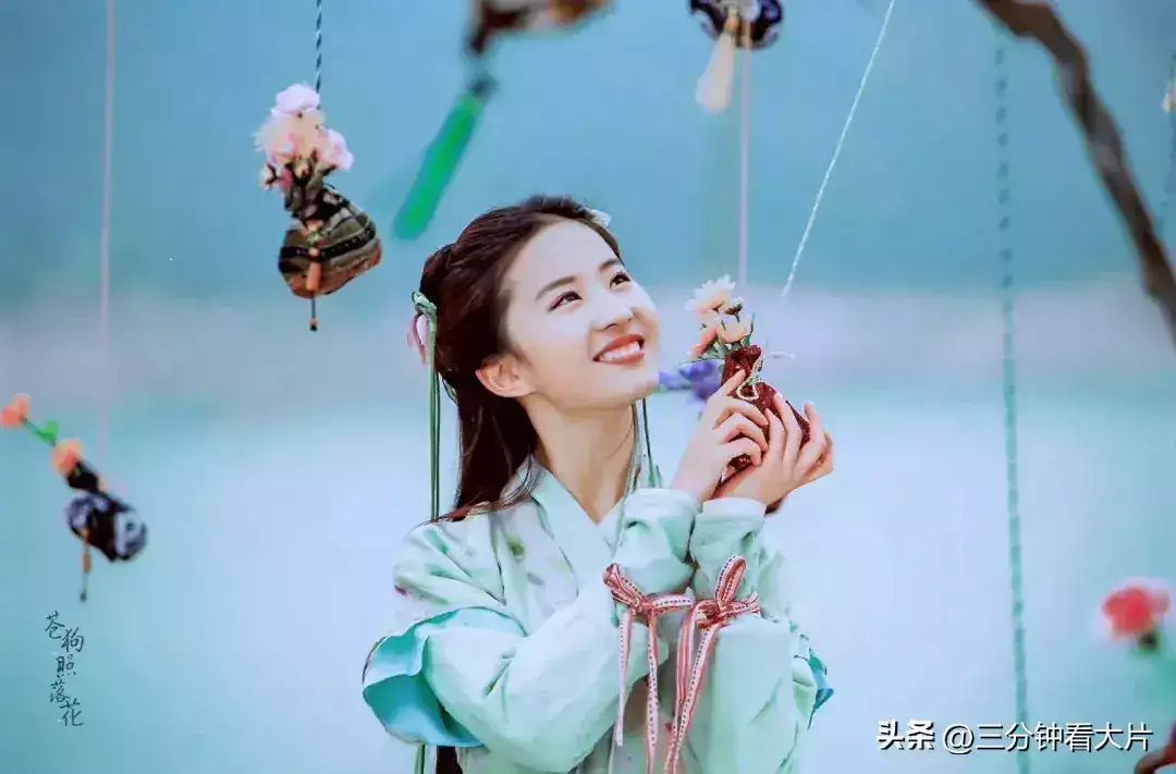 过了二十年，《仙剑》胡歌刘亦菲仍占据顶峰，难怪人人都想拍仙侠