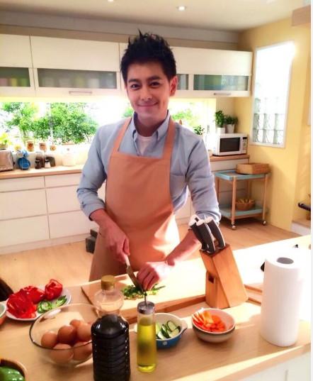 娃娃脸适合什么发型男生（适合娃娃脸男士的九款发型）