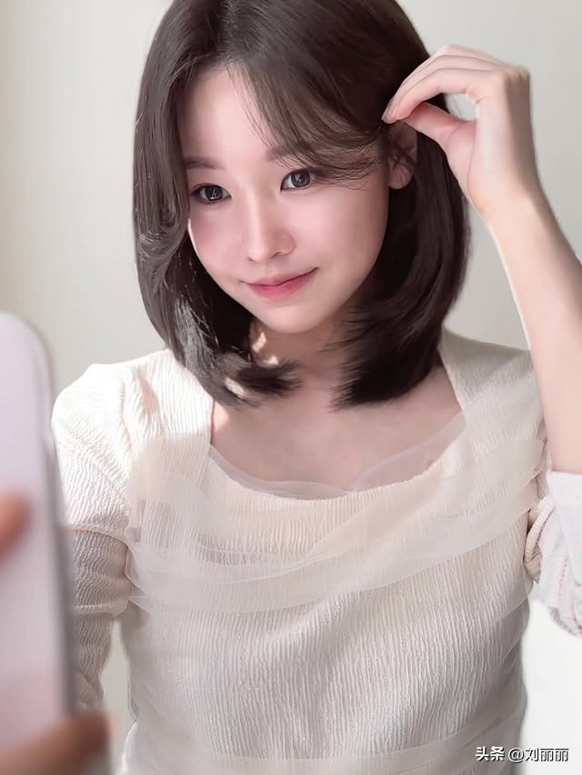 2025韩系短发封神指南|精灵短发层次波波头,选对秒变氛围感美女