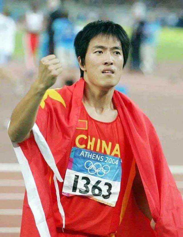 直到看见刘翔近况，我才终于明白，他和葛天离婚是多正确的选择