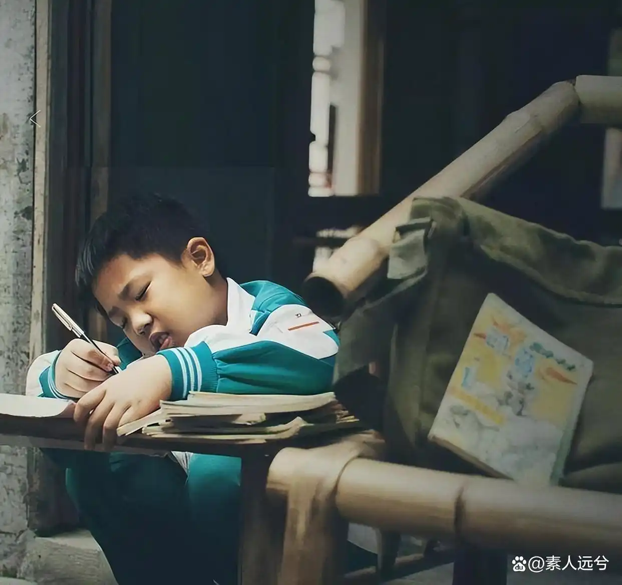 新型“体罚”在中小学流行，不打不骂却让人备受煎熬，老师也无奈