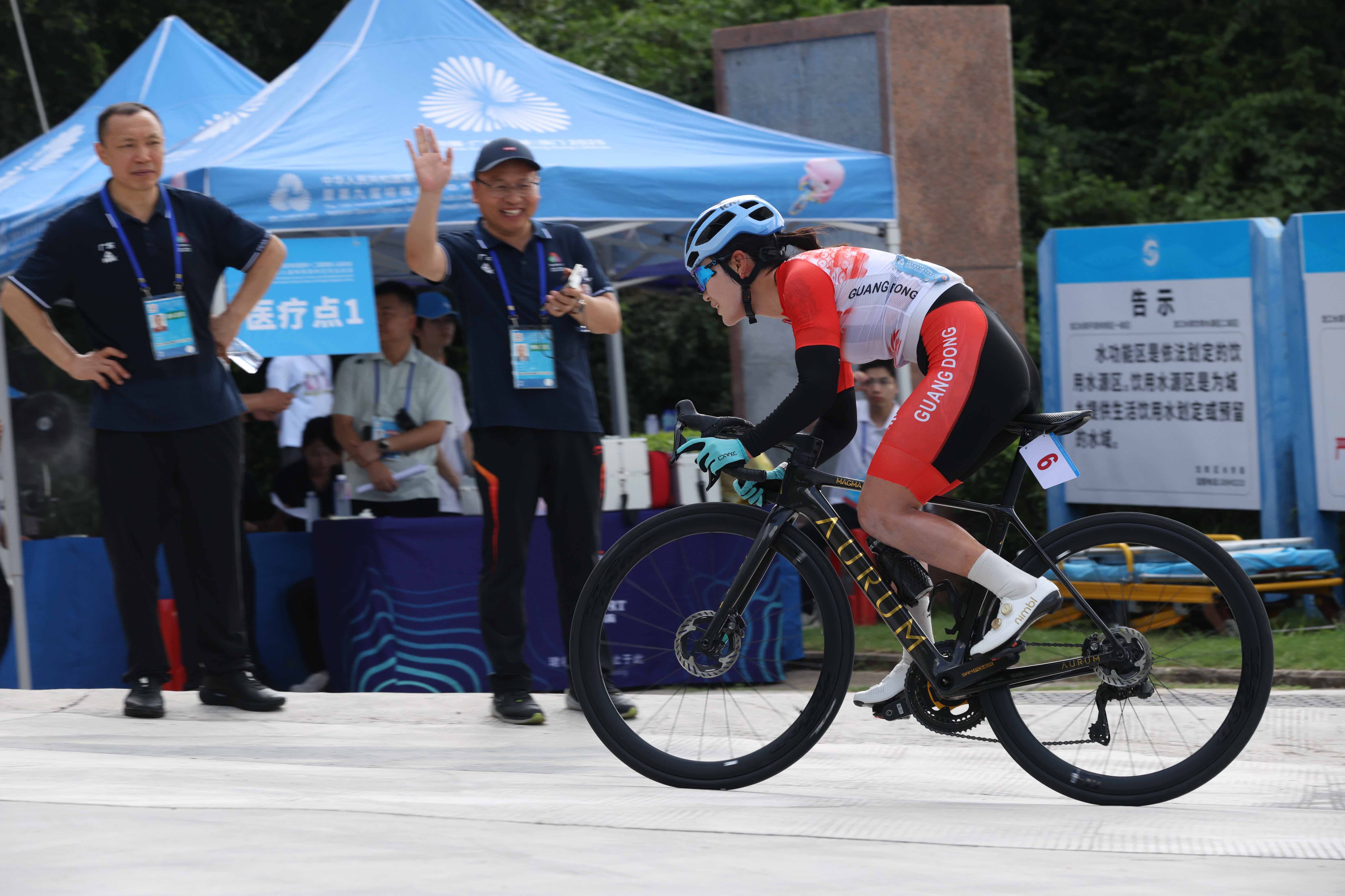 残特奥会自行车赛在深圳收官:105 金落定,17 项全国纪录被刷新