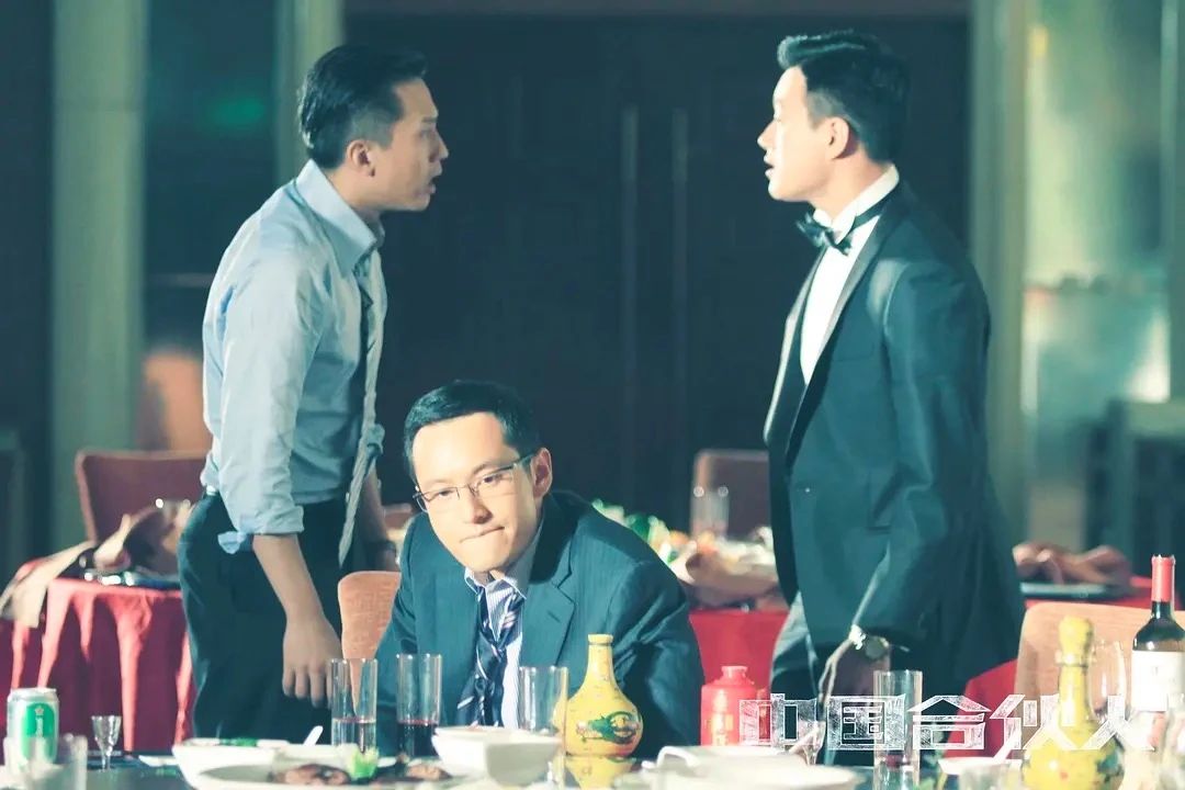 “讲关系”“混圈子”，“圈子文化”为何让人爱恨交加？