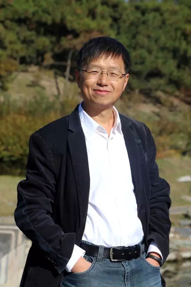 1996 年,《数字化生存》和互联网在中国的起步