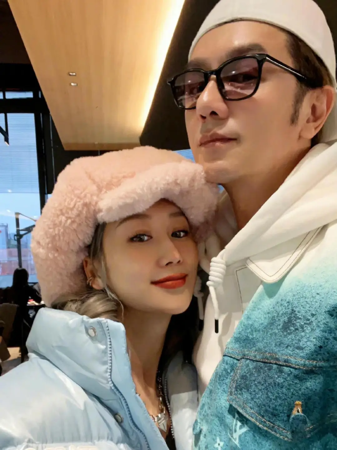 娶内地媳妇的10位港星，儿女双全，被传婚变，都是自己的选择