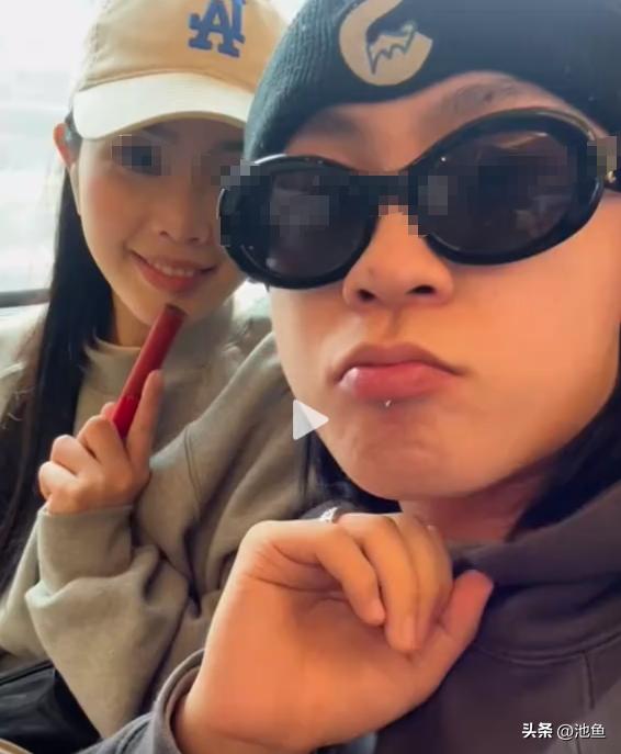 男子发布“亡妻回忆录”爆火，引发网友热议