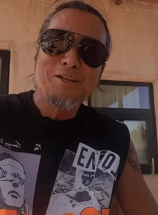 一婚娶女作家，二婚娶选美冠军，后出轨舞蹈演员，如今咋混成这了