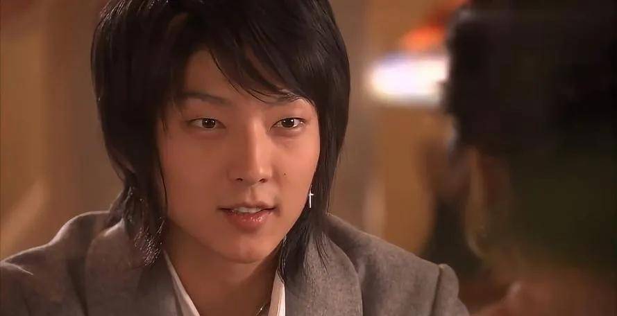 8位男星男生女相，有的越来越娇俏，有的成油腻大叔，长发遭人嫌