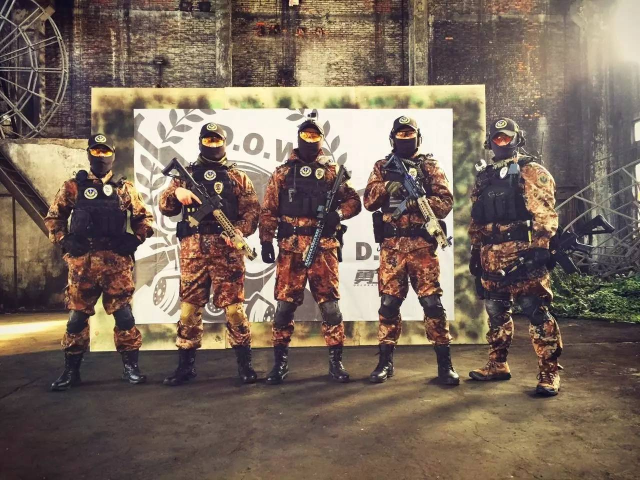 【JMedia】中国特色的真人CS“鄙视链”，你属于哪一阶层？