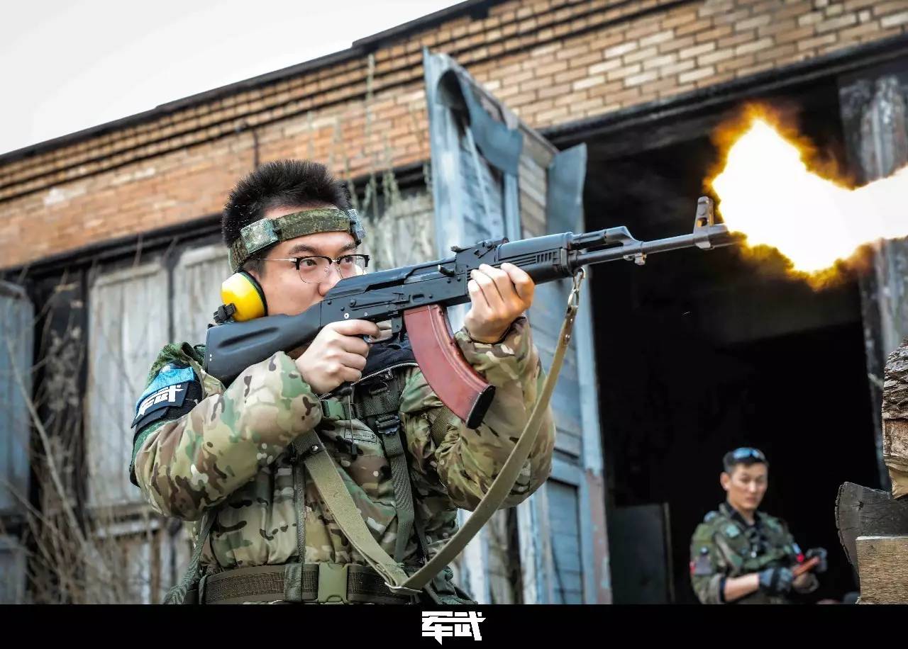 【JMedia】中国特色的真人CS“鄙视链”，你属于哪一阶层？