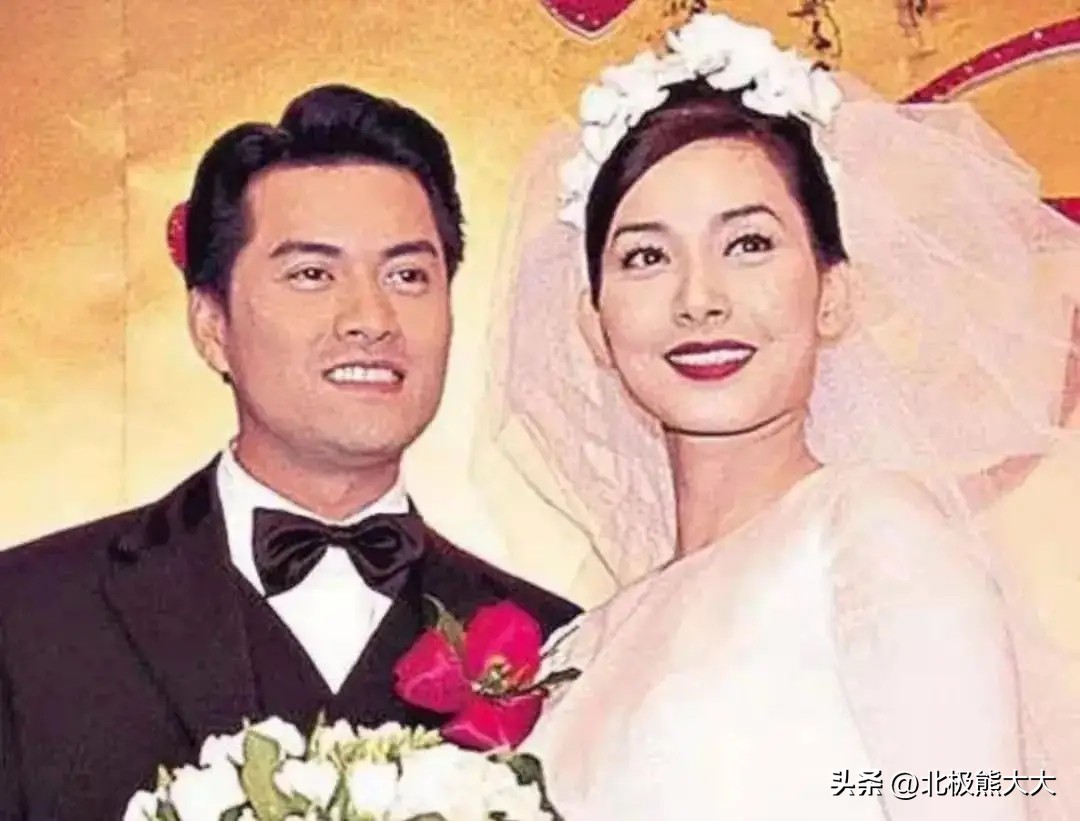 “夫凭妻贵”吕良伟：三婚娶贵州富婆一飞冲天，至少能少奋斗50年