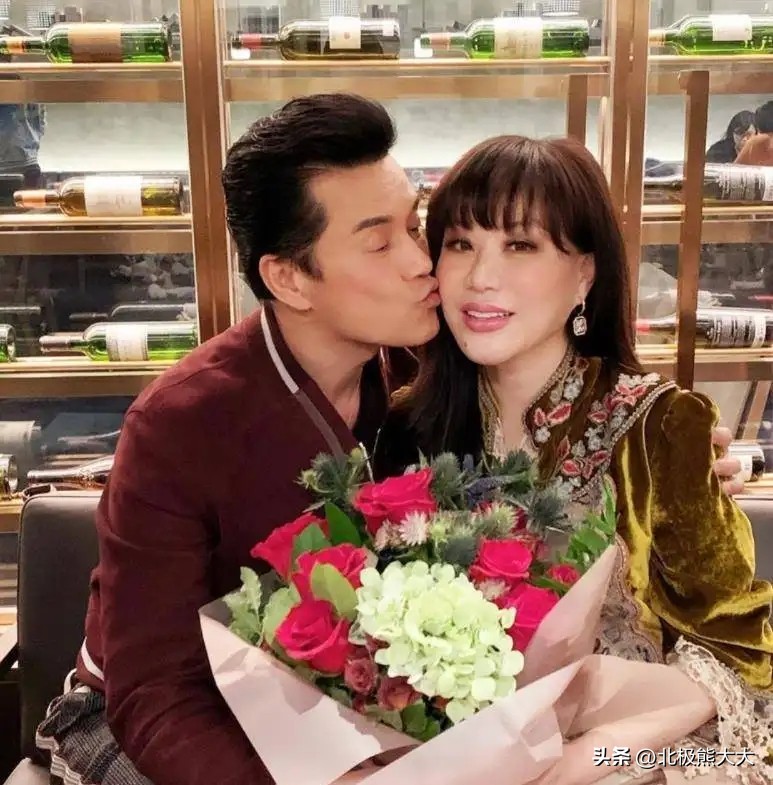 “夫凭妻贵”吕良伟：三婚娶贵州富婆一飞冲天，至少能少奋斗50年