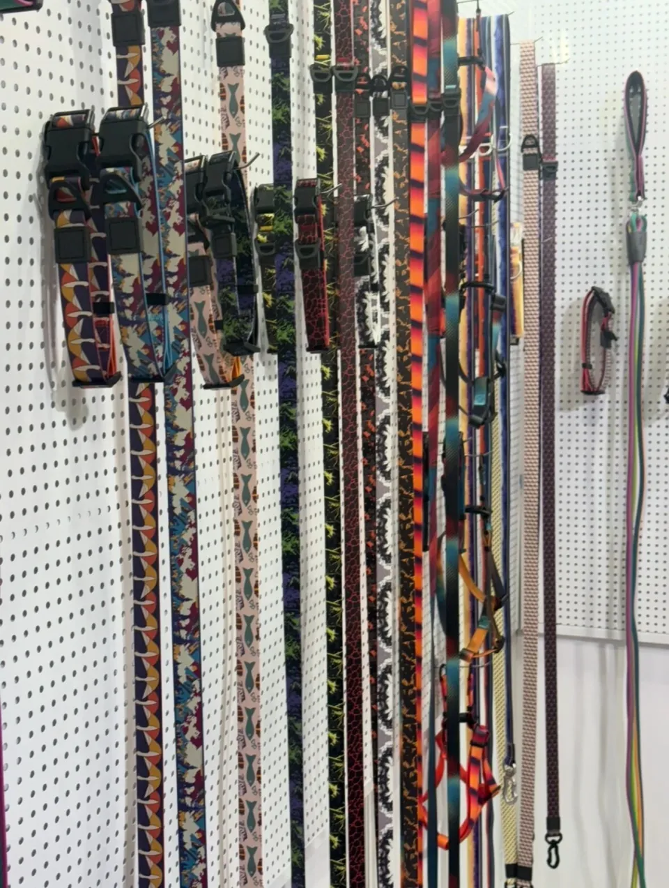 我在杭州跨博会看到，外贸爆单工厂却不敢扩产