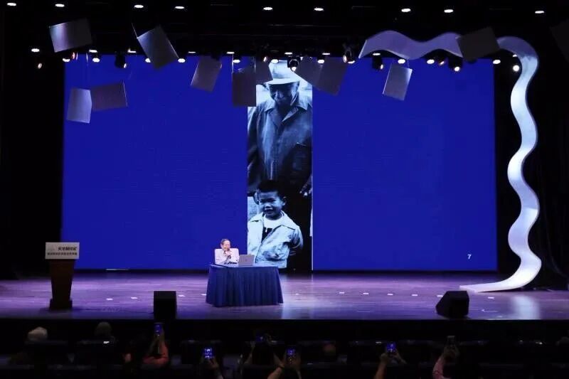 告别杨振宁:我一生最大的贡献,是增加了中国人的自信心