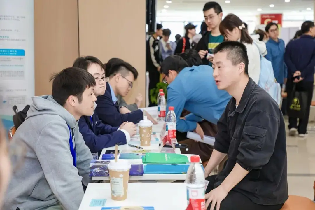 促进产才融合，服务国家战略——2026春季上海建交航运招聘会成功举办