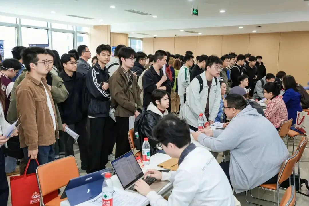 促进产才融合，服务国家战略——2026春季上海建交航运招聘会成功举办