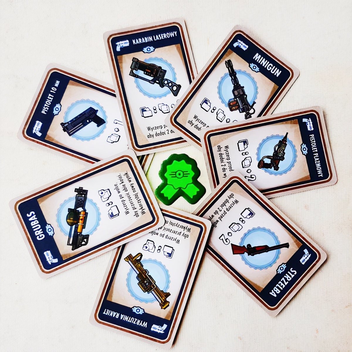 《辐射避难所》桌游版:连“生孩子”都神还原了,你还不来试一下