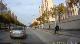 碰瓷套路深！小心前方“汽车+单车” 昆明已有人中招