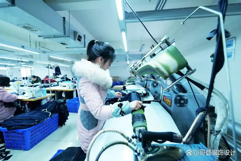 工作装西服定制（银行工作装西服）