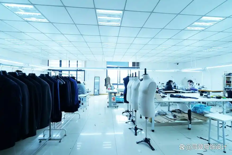 工作装西服定制（银行工作装西服）