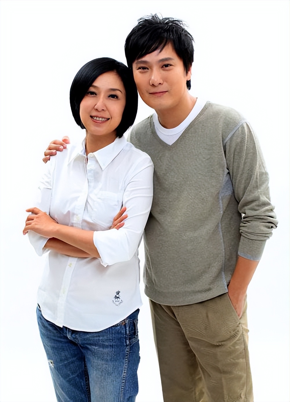 “情痴”张信哲:55岁仍未婚,他的破碎爱情就像一首带泪的情歌