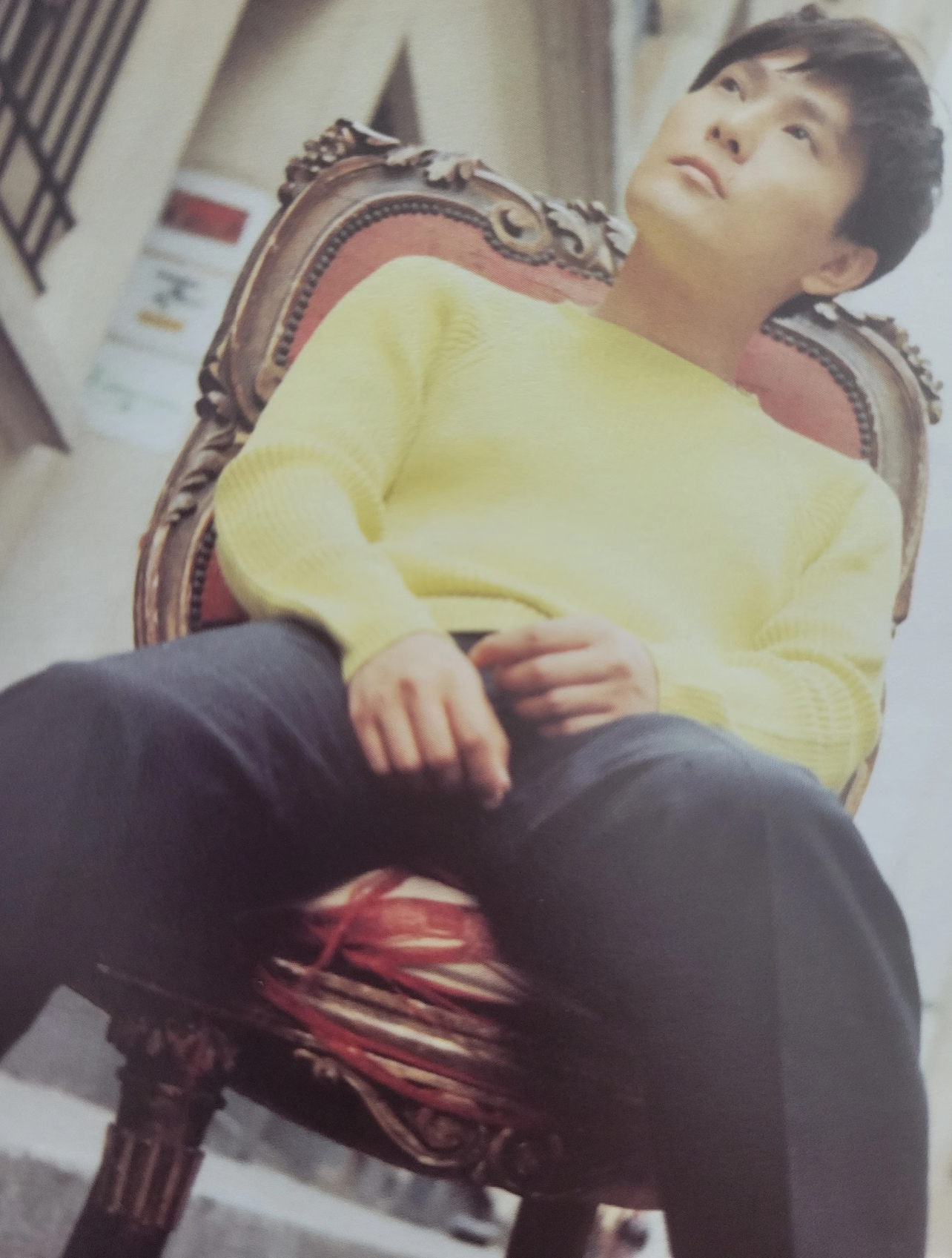 被十八线嘉宾嘲过气，"情歌王子"张信哲，透露57岁至今不娶的原因