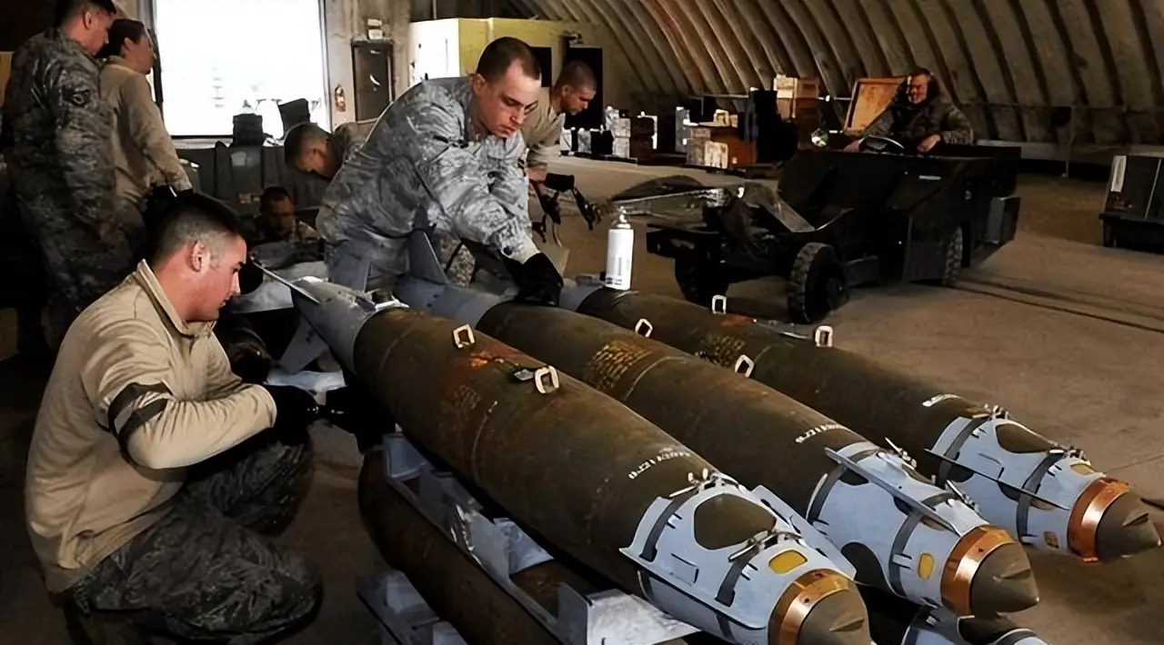 难怪俄乌打了3年，美媒公开后普京才知道，美军杀死上万俄军