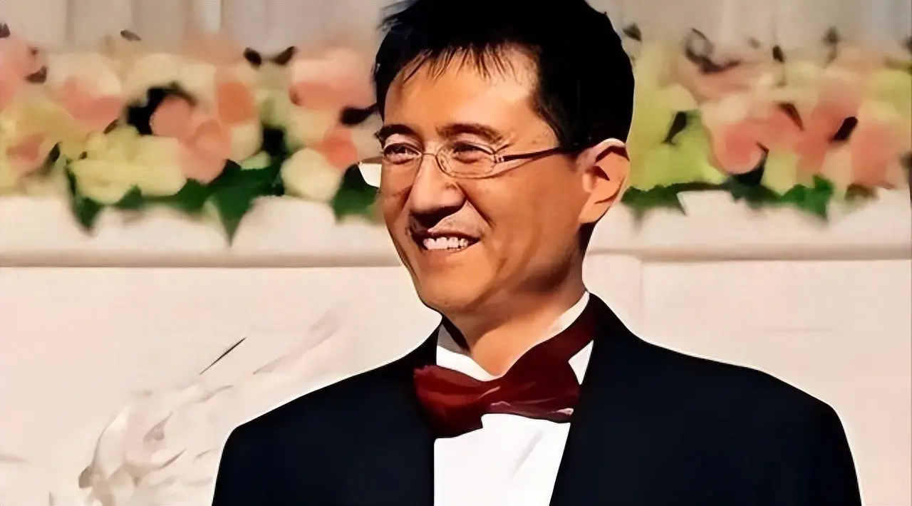 袁立与他同居12年，将美好的年华给了他，他却选择和张怡宁结婚