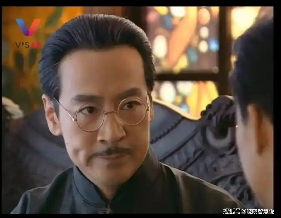 金家塌了她稳了,程慧厂的励志:《金粉世家》里不靠男人的活法太飒