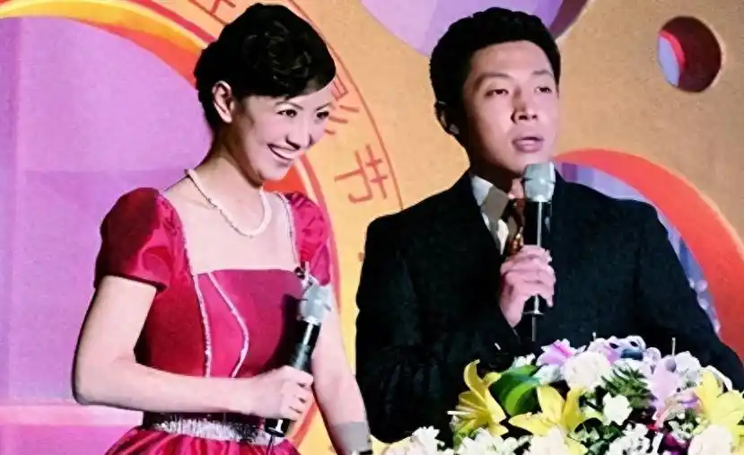 这一次，爱情事业双丰收的撒贝宁，彻底撕开了涂经纬的尴尬处境